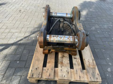 SMP
S70 | QUICK COUPLER | SNELWISSEL | SCHNELLWECHSLER | Hulleman Trucks [5]