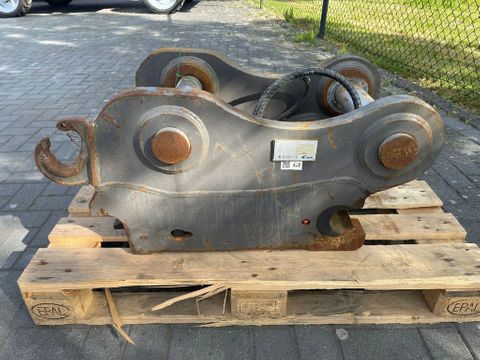 SMP
S70 | QUICK COUPLER | SNELWISSEL | SCHNELLWECHSLER | Hulleman Trucks [8]