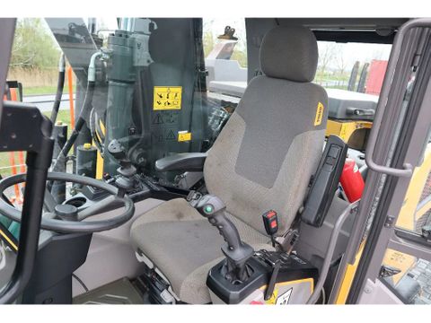 Volvo
EWR 150 E | ROTOTILT | BUCKET | TRAILER HYDR | Hulleman Trucks [16]