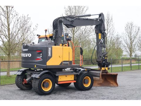 Volvo
EWR 150 E | ROTOTILT | BUCKET | TRAILER HYDR | Hulleman Trucks [6]