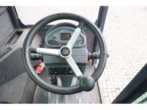 Davino
120 TW | ROTATING DUMPER | DV100 | DV125 | LOW HOURS | Hulleman Trucks [18]