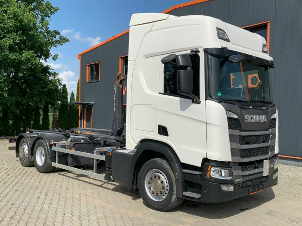 Scania  (1)