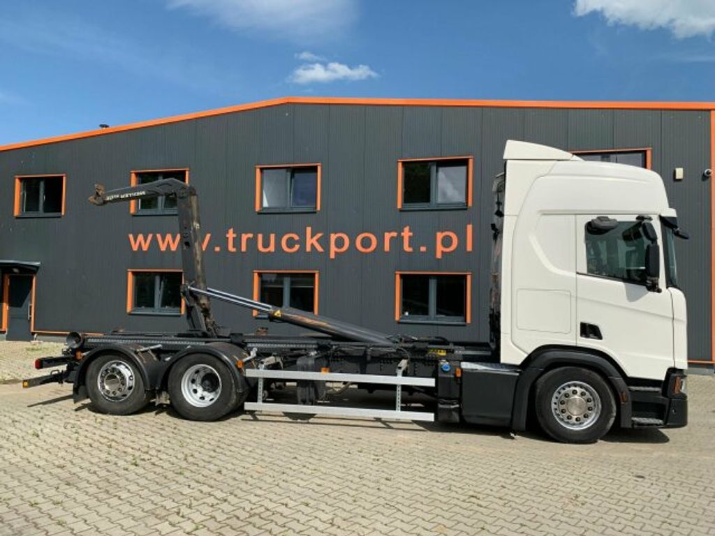 Scania  (13)