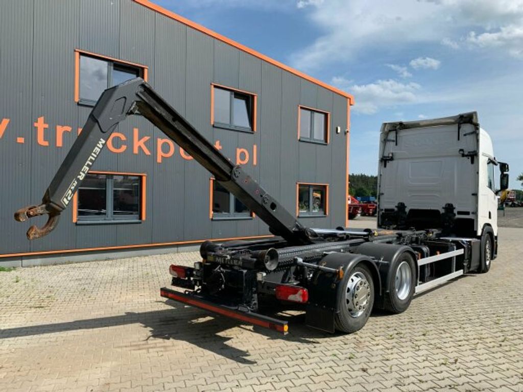 Scania  (15)