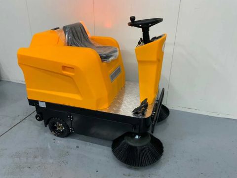JCB B4 | Used Machinery Trading B.V. [6]