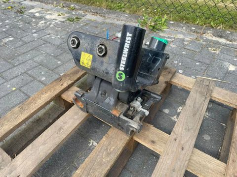 STEELWRIST
TCX S30 - 180 MEC | TILT COUPLER | TILTING COUPLER | NEW / UNUSED | Hulleman Trucks [1]