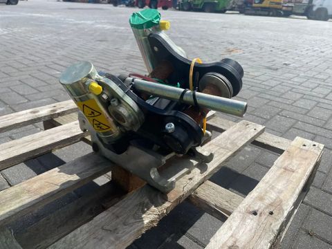Sanderson
STEELWRIST TMX S30 -180HA | TILT QUICKCOUPLER | TILTING COUPLER | NEW | Hulleman Trucks [5]