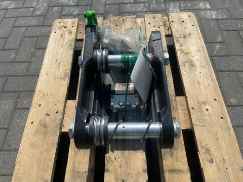 STEELWRIST
QC S40 FPL | QUICK COUPLER | 2 - 6 TON | NEW / UNUSED | Hulleman Trucks [2]