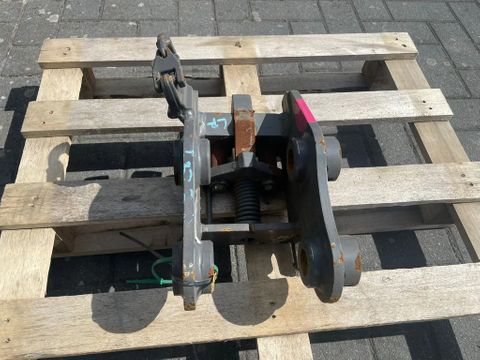 SMP
S60 | HALF-AUTO QUICK COUPLER | SNELWISSEL | VOLVO EC18 | Hulleman Trucks [4]