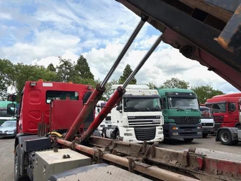 Renault 320DXI 6x4 FULL STEEL CHASSIS WITH MULTILIFT HOOK-ARM SYSTEM (MANUAL GEARBOX / FULL STEEL SUSPENSION / REDUCTION AXLES / AIRCONDITIONING) | Engel Trucks B.V. [10]