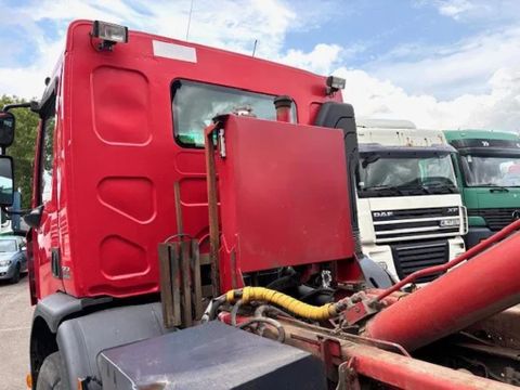 Renault 320DXI 6x4 FULL STEEL CHASSIS WITH MULTILIFT HOOK-ARM SYSTEM (MANUAL GEARBOX / FULL STEEL SUSPENSION / REDUCTION AXLES / AIRCONDITIONING) | Engel Trucks B.V. [11]