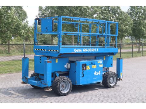 Genie
GS-3369 RT | 12 METER | 454 kg | Hulleman Trucks [3]