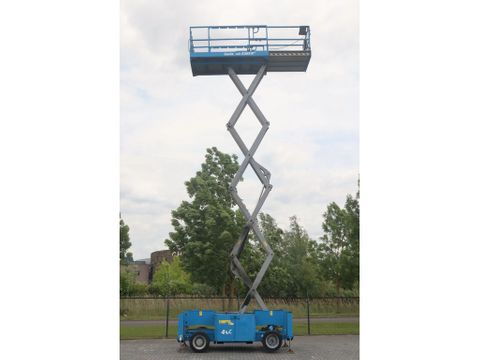 Genie
GS-3369 RT | 12 METER | 454 kg | Hulleman Trucks [7]