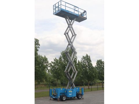 Genie
GS-3369 RT | 12 METER | 454 kg | Hulleman Trucks [8]