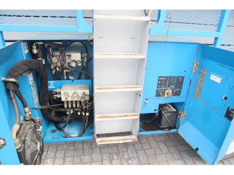 Genie
GS-4390 RT | 15 METER | 680 KG | Hulleman Trucks [14]
