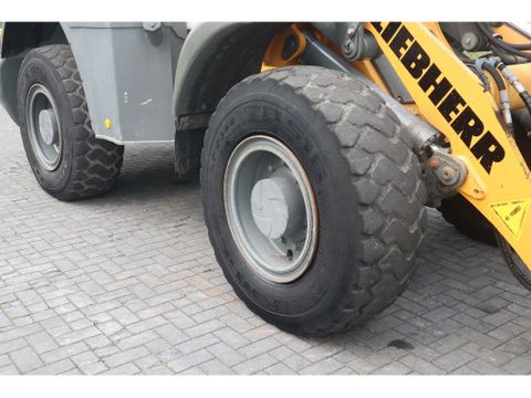 Liebherr
L542 | 40 KM/H | FULL OPTION! | BBS | BUCKET | Hulleman Trucks [11]