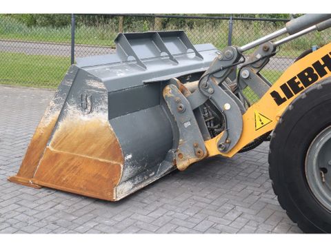 Liebherr
L542 | 40 KM/H | FULL OPTION! | BBS | BUCKET | Hulleman Trucks [13]