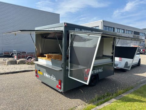 Seico Snackwagen/Frietkar/Foodtrailer INCLUSIEF Koelkast Frituurpan Afzuiging ENZ | Van Nierop BV [1]