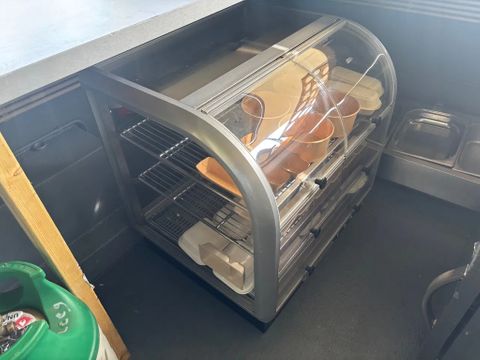 Seico Snackwagen/Frietkar/Foodtrailer INCLUSIEF Koelkast Frituurpan Afzuiging ENZ | Van Nierop BV [17]