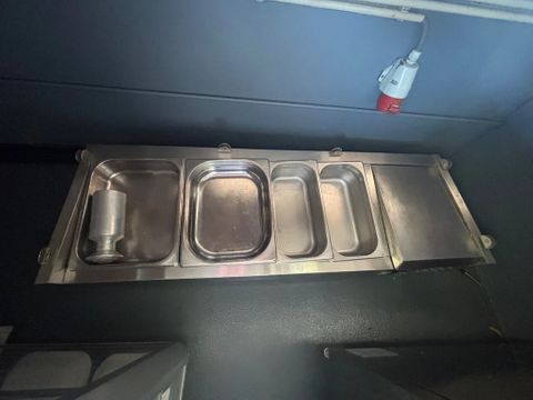 Seico Snackwagen/Frietkar/Foodtrailer INCLUSIEF Koelkast Frituurpan Afzuiging ENZ | Van Nierop BV [18]
