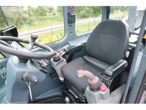 Bobcat
TR 50.250 | JIB WINCH | FORKS | ELECTRICALLY OPERABLE 380V | Hulleman Trucks [15]