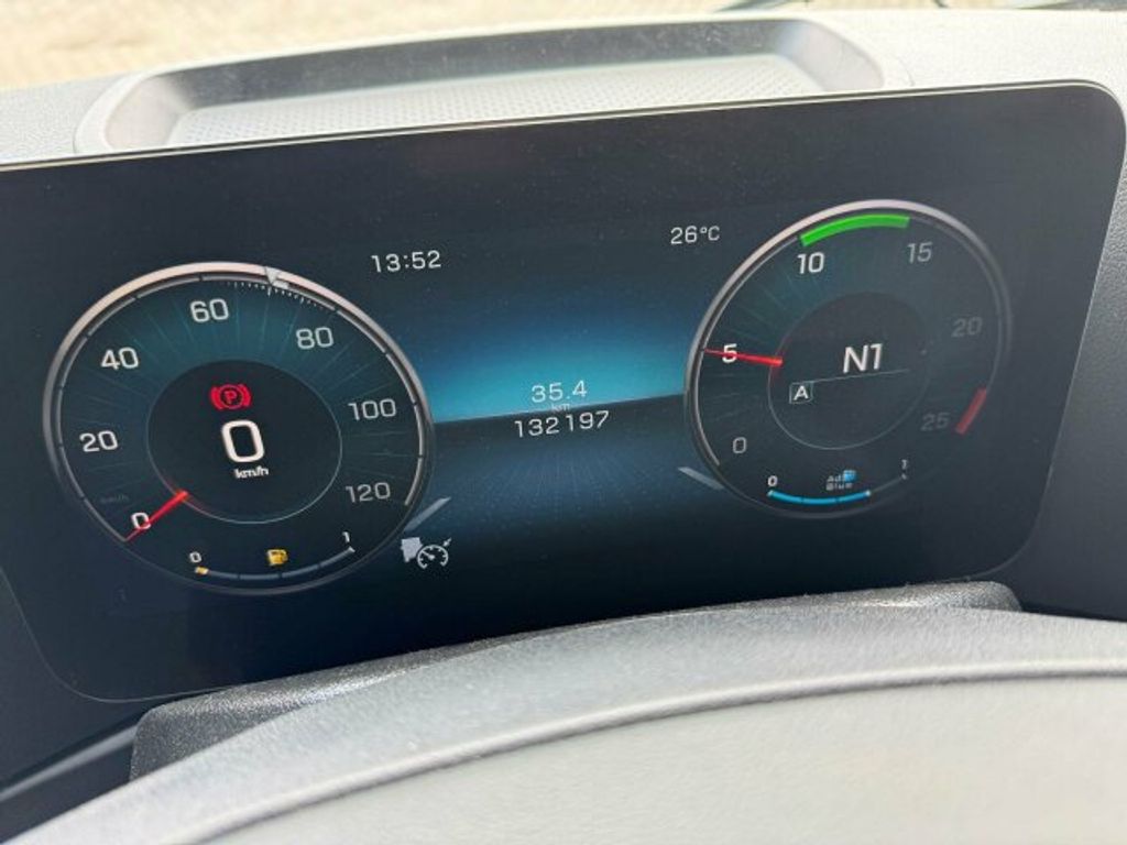 Mercedes-Benz  (10)