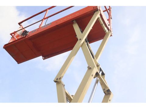JLG
1930 ES | 7.7 METER | 230 KG | Hulleman Trucks [12]
