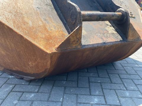 BUCKETWAREHOUSE
S70 | GRADING BUCKET | SCHAUFEL | Hulleman Trucks [10]