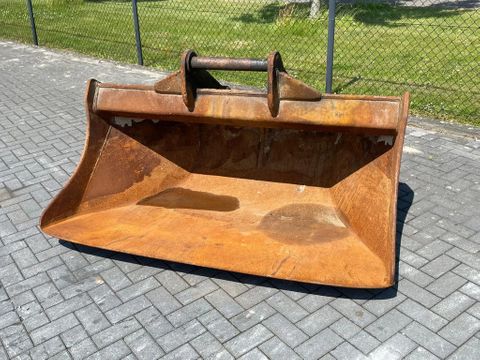 BUCKETWAREHOUSE
S70 | GRADING BUCKET | SCHAUFEL | Hulleman Trucks [2]