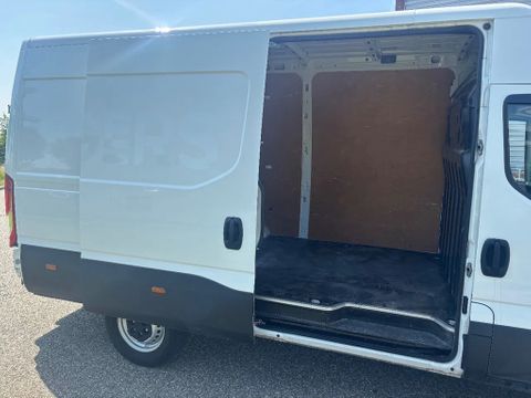 Iveco L3H2 Automaat Airco Cruisecontrol Trekhaak EURO 6 | Van Nierop BV [7]