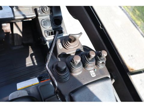 Toyota
02-8FDJF35 | 3.5 TON | SIDESHIFT | DUPLEX | Hulleman Trucks [16]