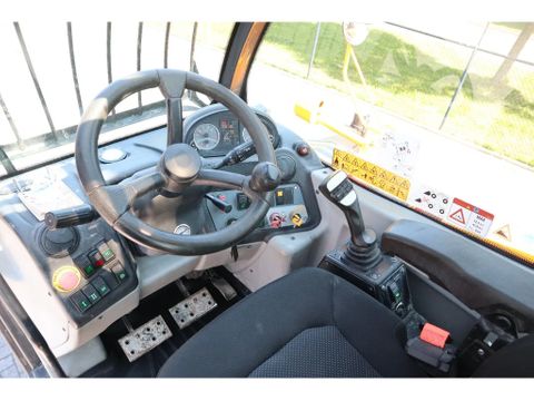 Dieci
PEGASUS 50.21 | FORKS | HOOK BLOCK | GOOD CONDITION | Hulleman Trucks [18]