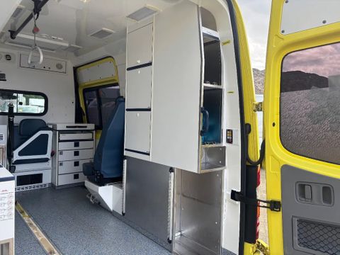 Mercedes-Benz 319CDI L2H2 AMBULANCE AUTOMAAT V6 MOTORSCHADE | Van Nierop BV [10]