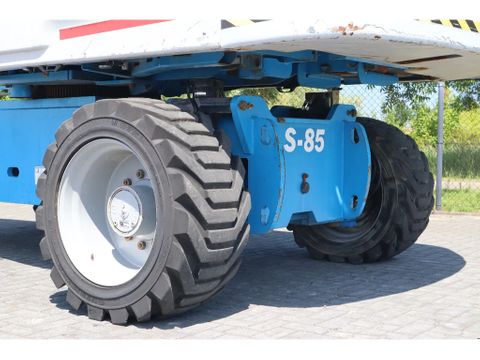 Genie
S-85 | 28 METER | 227 KG | Hulleman Trucks [12]