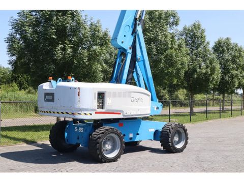 Genie
S-85 | 28 METER | 227 KG | Hulleman Trucks [14]