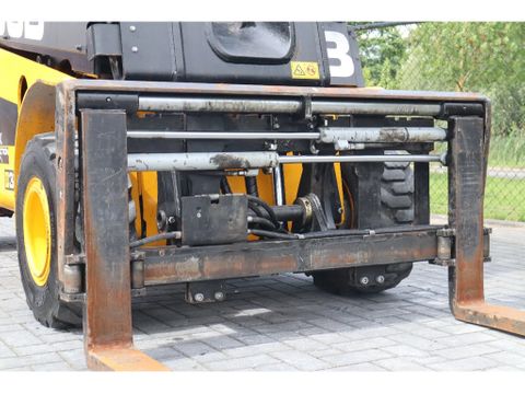 JCB
TLT 35D 4X4 CON | HYDR. FORKS | 4.4 METER | Hulleman Trucks [12]