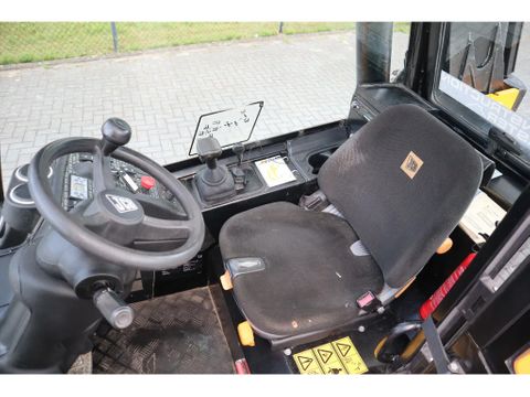 JCB
TLT 35D 4X4 CON | HYDR. FORKS | 4.4 METER | Hulleman Trucks [15]