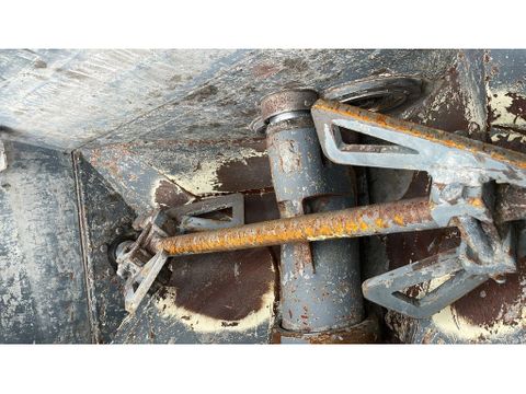Putzmeister
 | Hulleman Trucks [11]