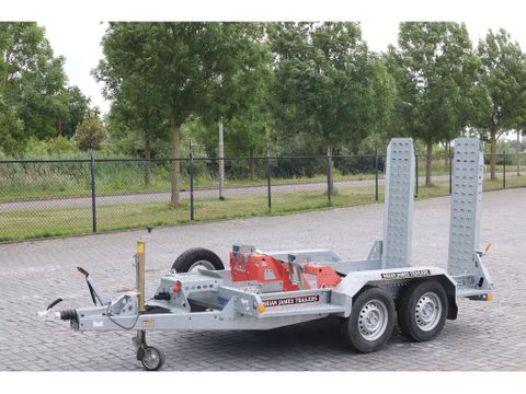Brian James
DIGGER PLANT 2700 KG | TANDEM AXLE | MACHINE TRANSPORT | Hulleman Trucks [2]