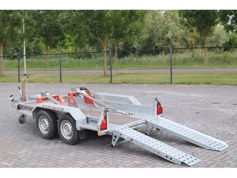Brian James
DIGGER PLANT 2700 KG | TANDEM AXLE | MACHINE TRANSPORT | Hulleman Trucks [9]