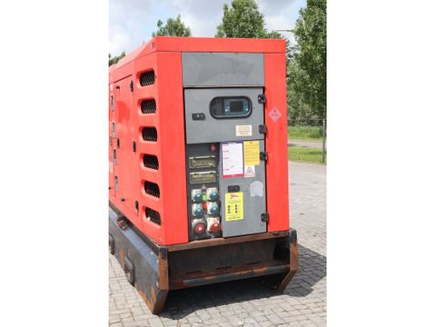 SDMO
R275 C3 | 275 KVA | 400 V | Hulleman Trucks [7]