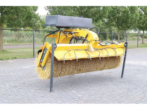 STARK
RSW 3000 S | SWEEPER | BRUSH | KEHRMASCHINE | WATER SPRAY | Hulleman Trucks [3]