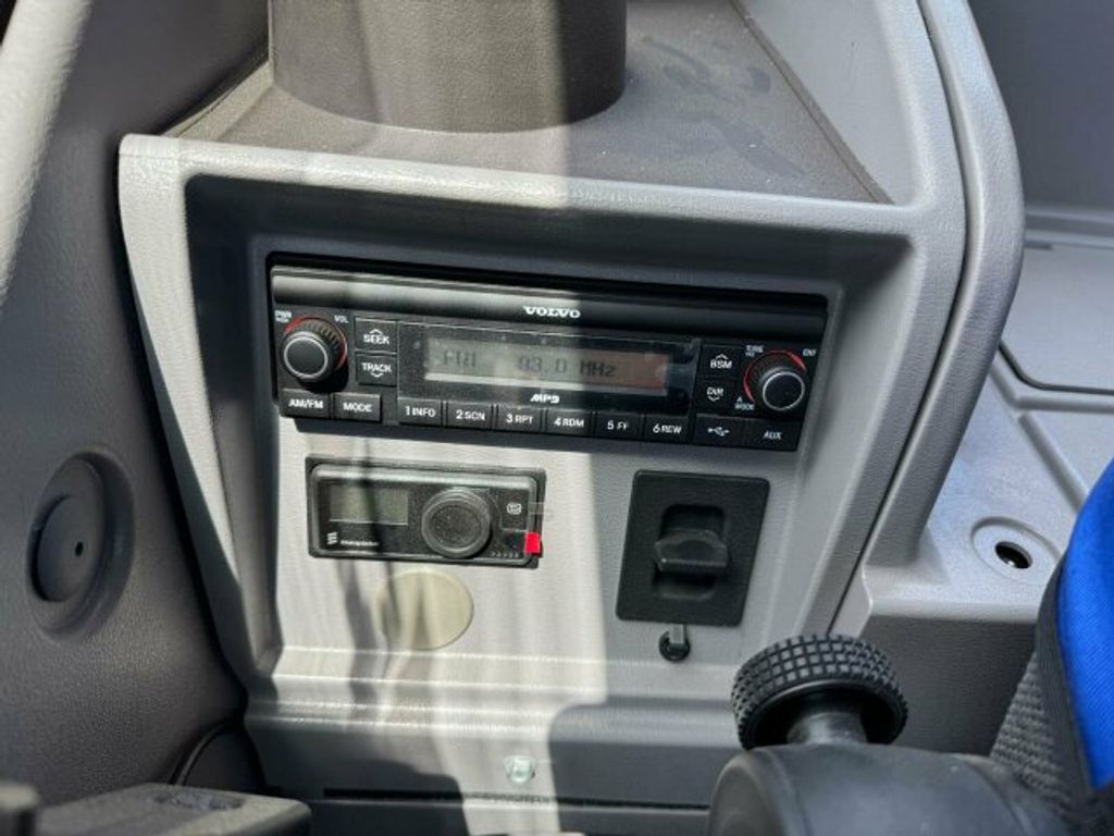 Volvo  (13)