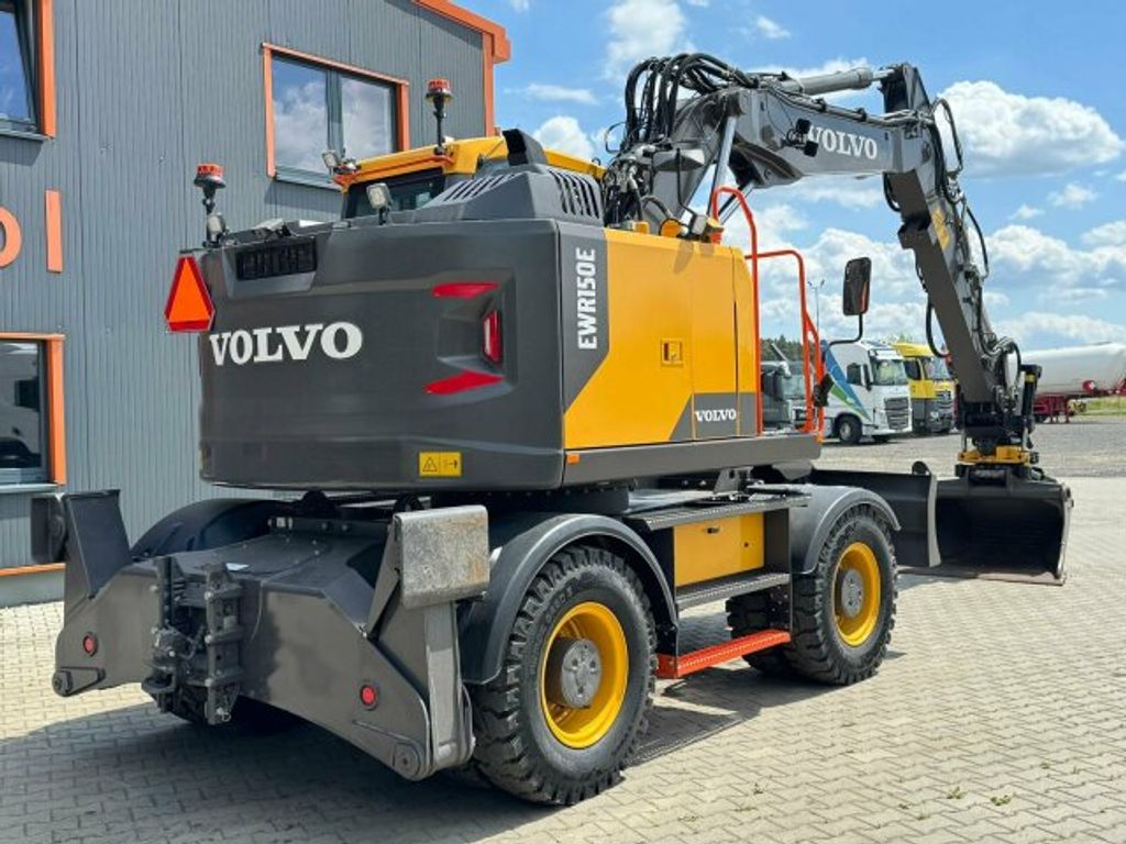 Volvo  (5)