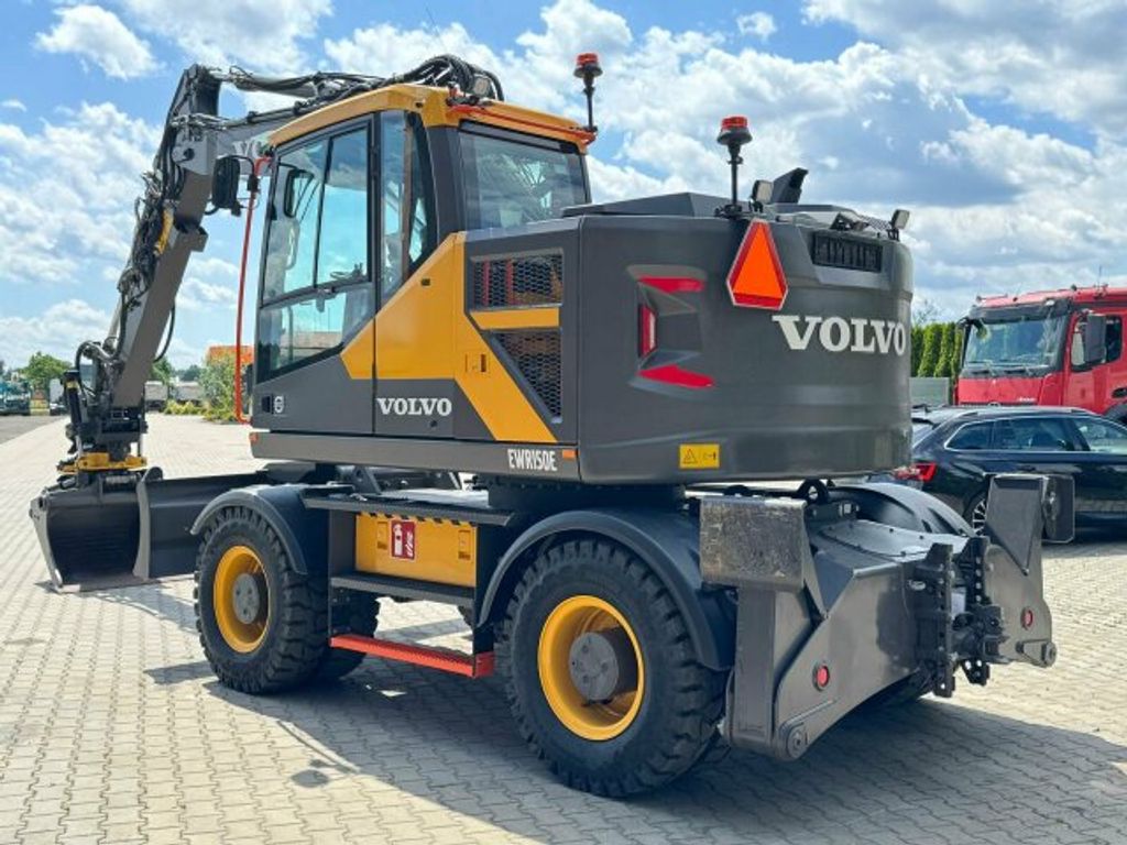 Volvo  (7)