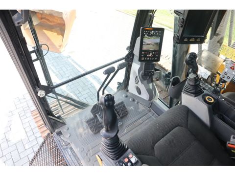 Caterpillar
323 07A | ROTOTILT | GPS | OILQUICK | FULL OPTION | Hulleman Trucks [17]