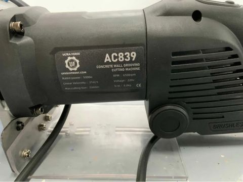 UF Equipment Betonzaag | Used Machinery Trading B.V. [13]