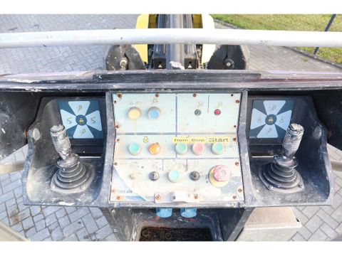 Dino
165 XTC | 16.5 METER | REMOTE | INC. TRAILER | Hulleman Trucks [11]