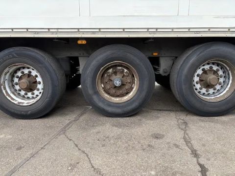 Schmitz Cargobull SKO 24 DOUBLE STOCK CLOSED BOX (BPW-AXLES / DRUM BRAKS / ABS-EBS BRAKES) | Engel Trucks B.V. [7]