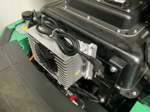 EP Vorkheftruck | Used Machinery Trading B.V. [14]